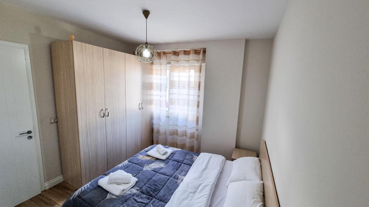 Skyline View 2Br Apartment Tirana Exterior foto