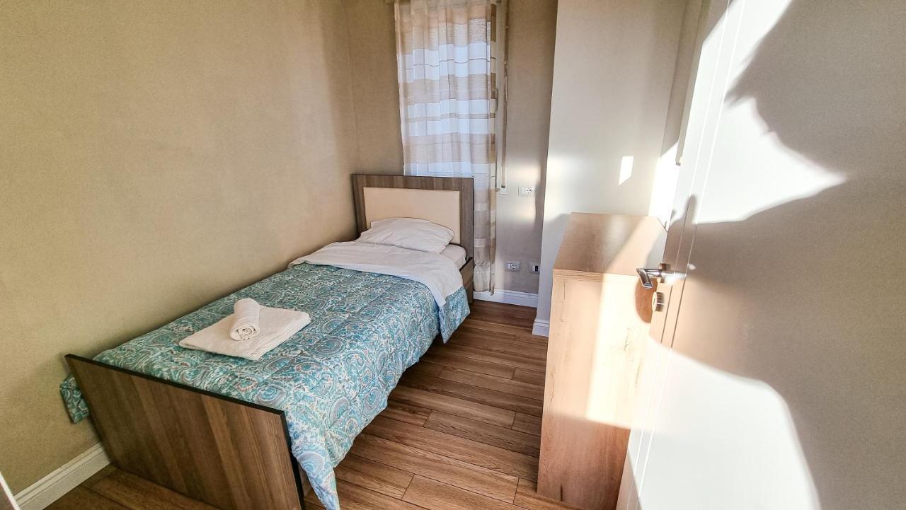 Skyline View 2Br Apartment Tirana Exterior foto